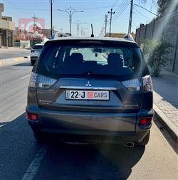 میتسوبیشی ئاوتلاندەر